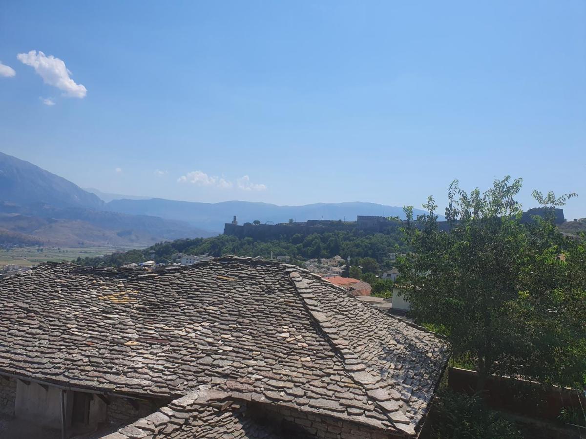 Riva Guest House Gjirokastër Exterior foto